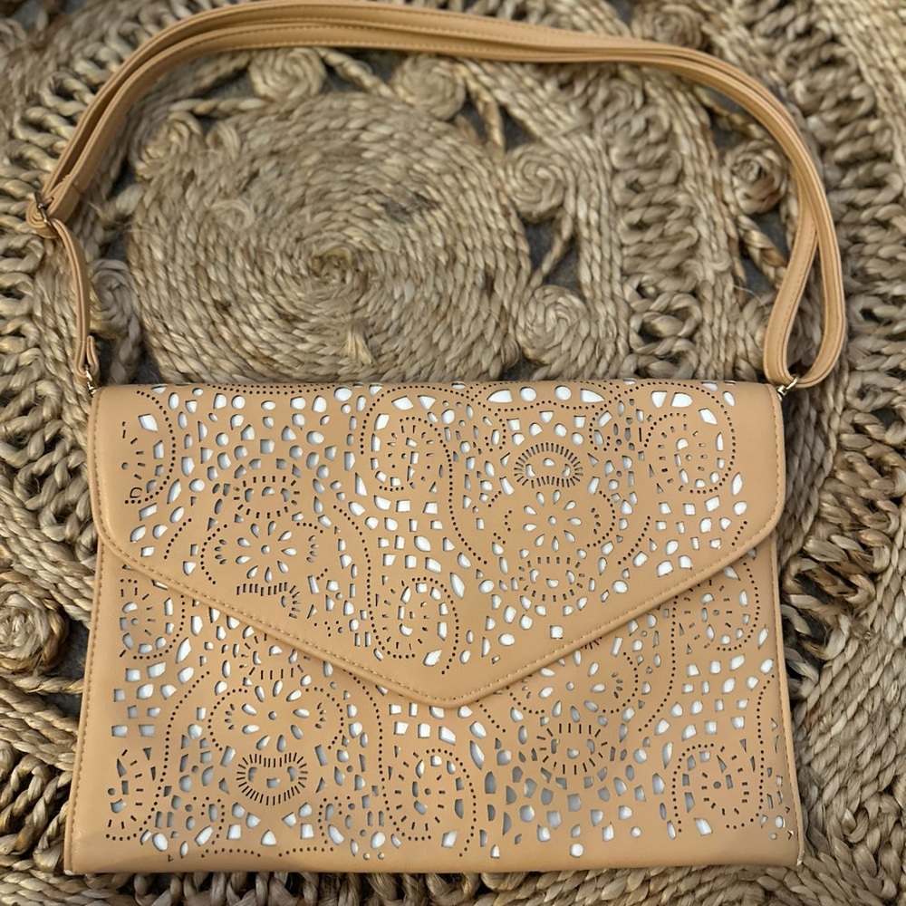 Street Level Lazer-cut Tan Envelope Clutch, Satchel, or Crossbody bag